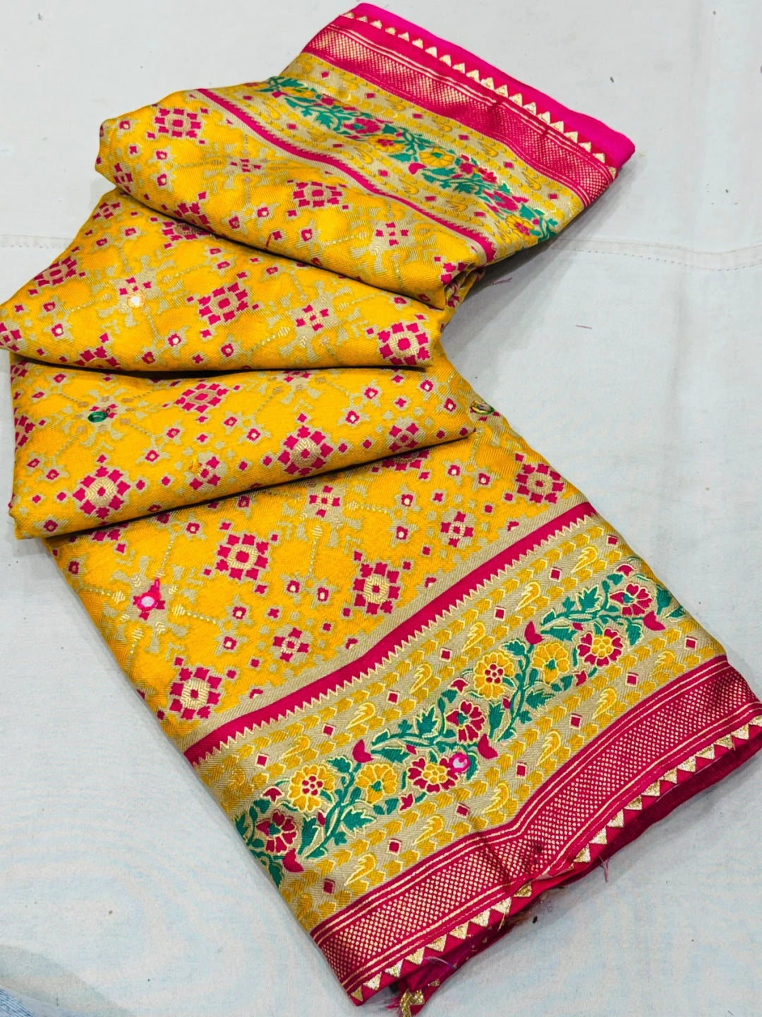 Peachmode Yellow Pashmina Silk Woven Saree - Image 2