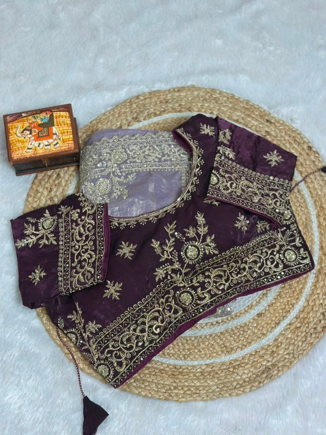 Peachmode Lavender Fandy Satin Saree with C-Pallu Embroidery and Cutwork Border - Image 6
