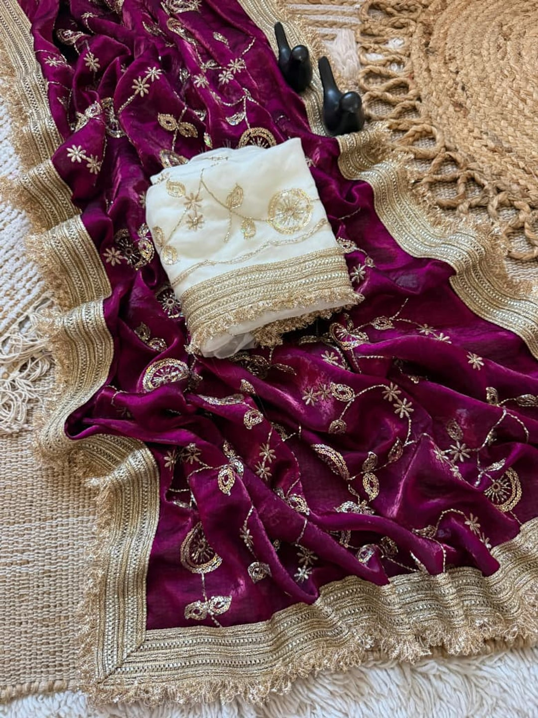 Peachmode Magenta Fandy Satin Saree with C-Pallu Embroidery and Lace Border - Image 5