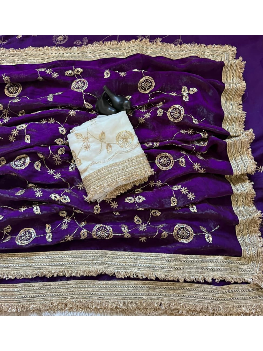 Peachmode Purple Fandy Satin Saree with C-Pallu Embroidery and Lace Border - Image 5