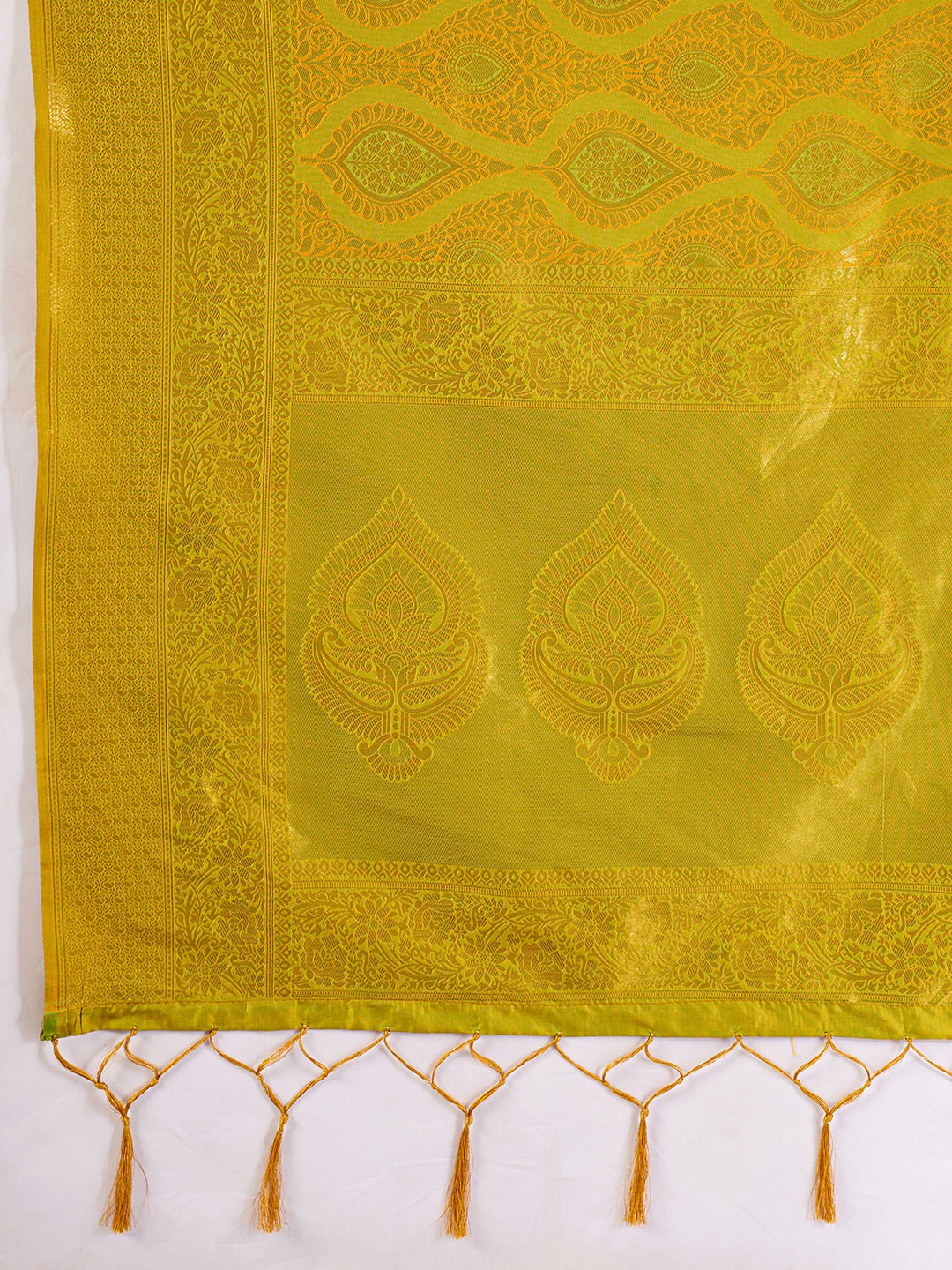 Peachmode Mustard Kanjivaram Silk Blend Saree - Image 7
