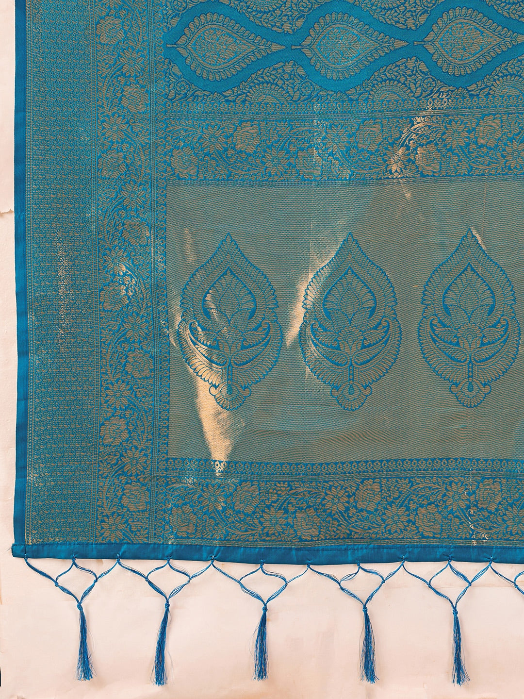 Peachmode Teal Kanjivaram Silk Blend Saree - Image 7