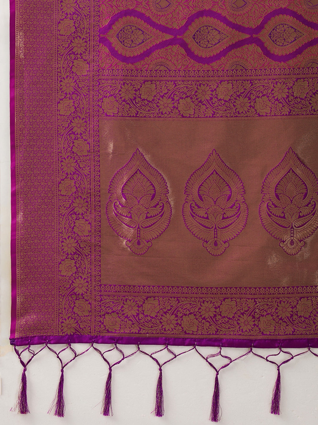 Peachmode Magenta Kanjivaram Silk Blend Saree - Image 7
