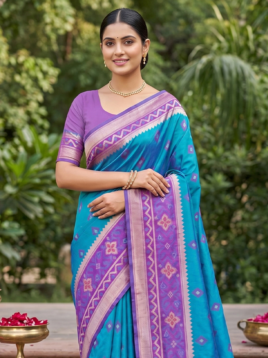 Peachmode Rama Blue Soft Silk Woven Saree - Image 4