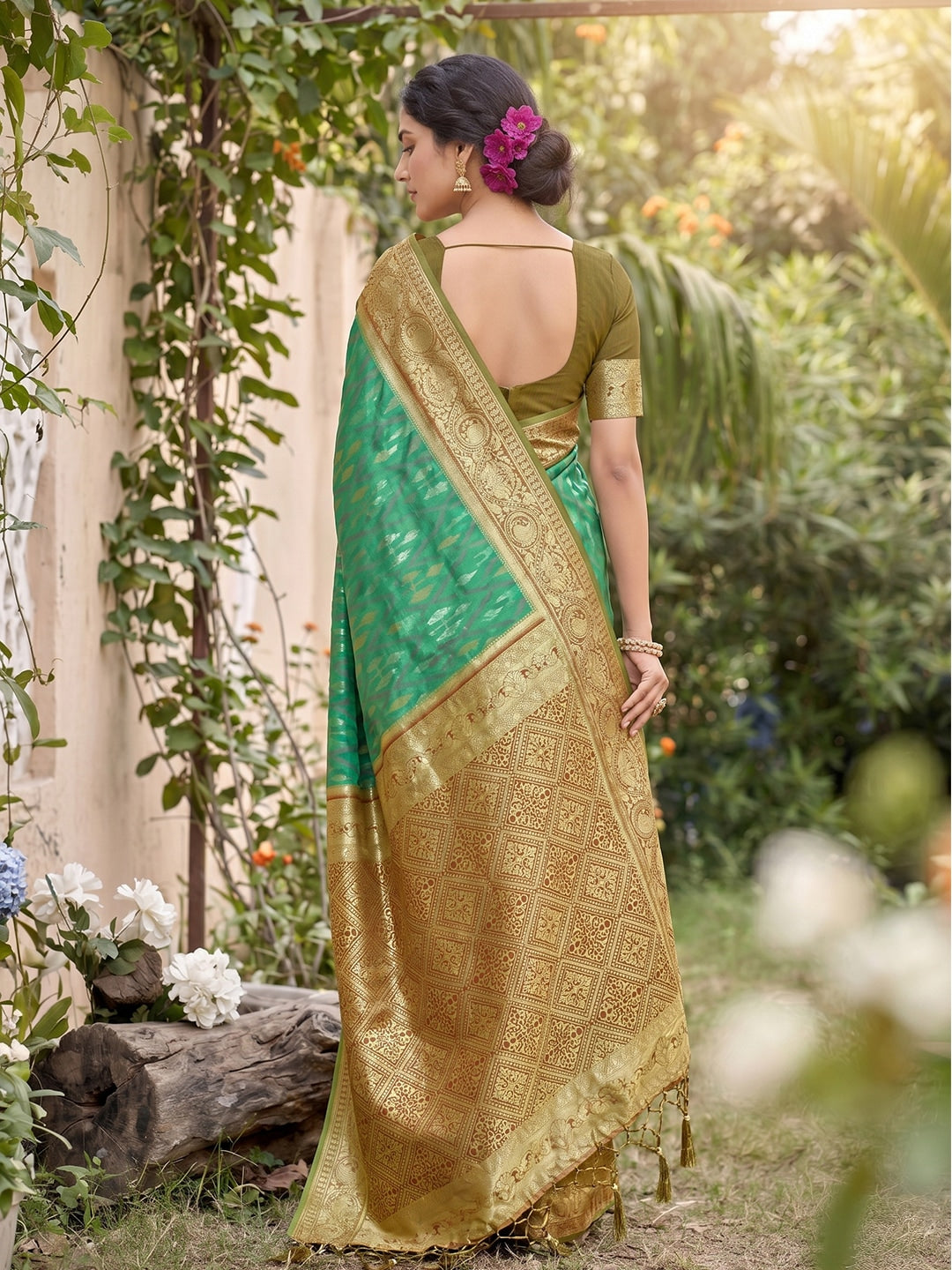 Peachmode Rama Green Soft Silk Woven Saree - Image 3