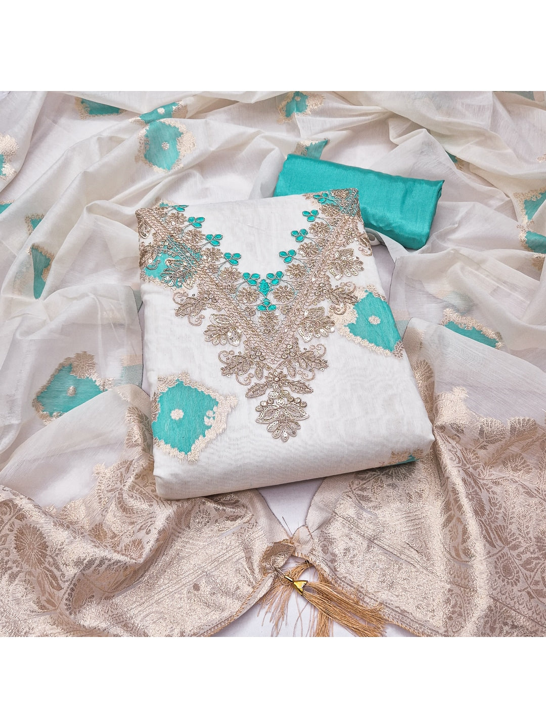 Peachmode Turquoise Cotton Dress Material with Ethnic Motifs - Image 3