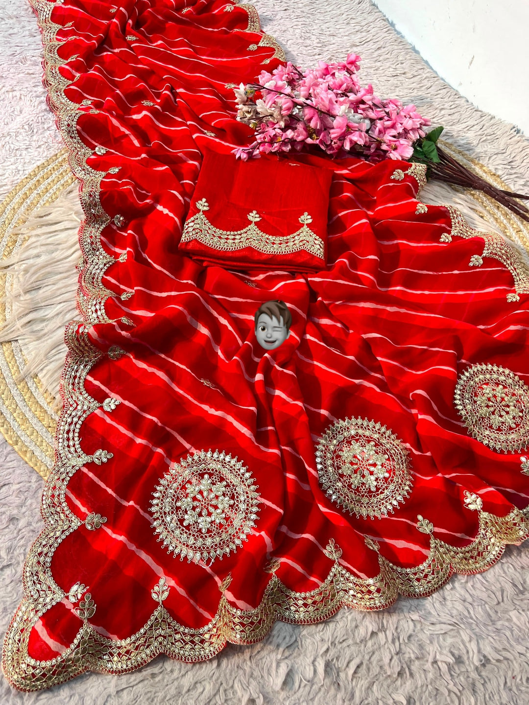 Peachmode Red Georgette Leheriya Saree with Foil Gota Cutwork Border - Image 4