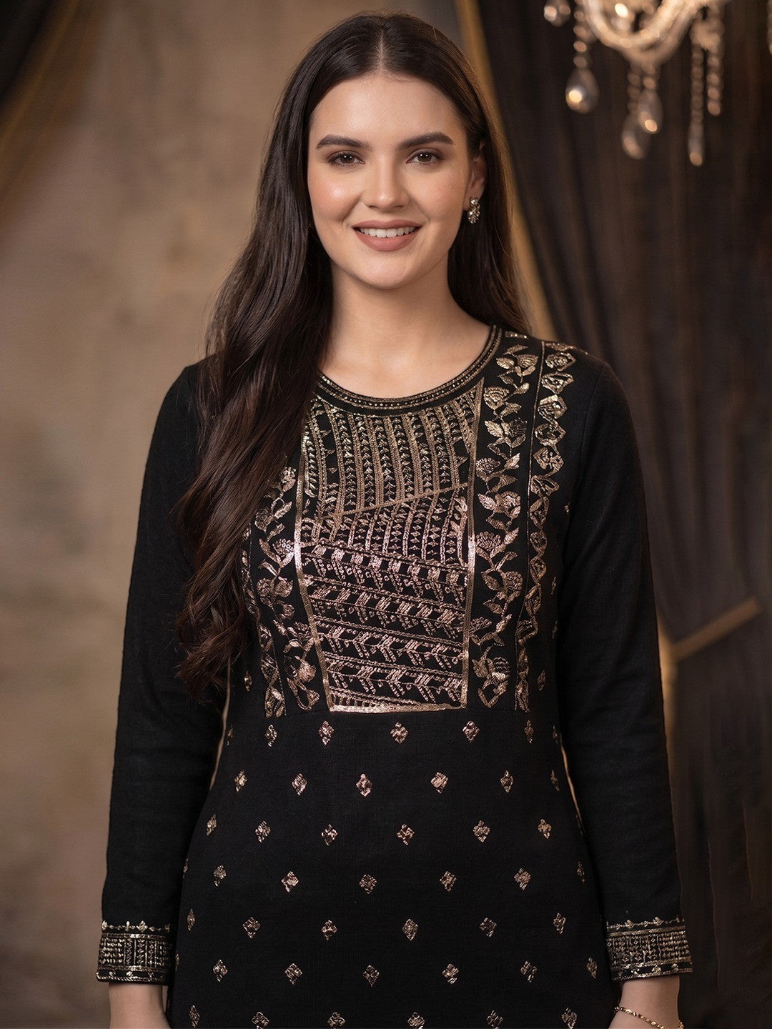 Elegant Black Woolen Straight Kurti for Cozy Winter Comfort - Image 3