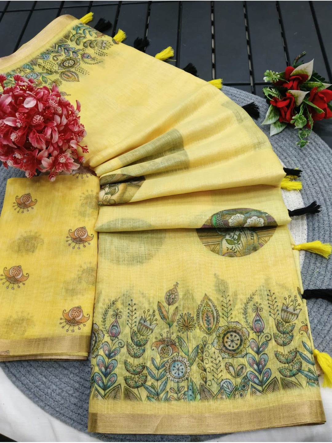 Peachmode Pale Yellow Linen Cotton Saree with Grey Motif Print - Image 4