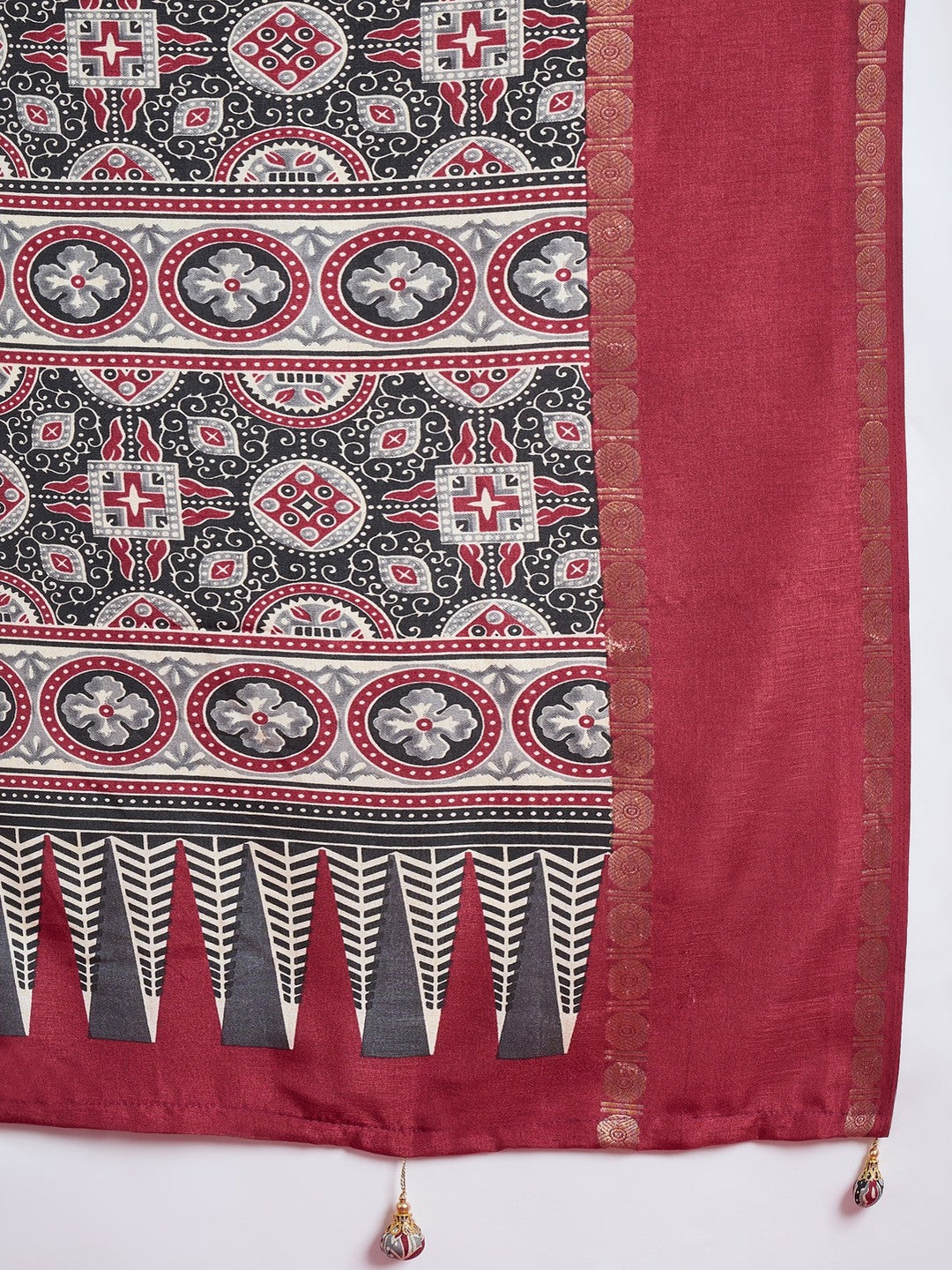 Peachmode Red Semi Modal Saree with Mirror Work - Image 8