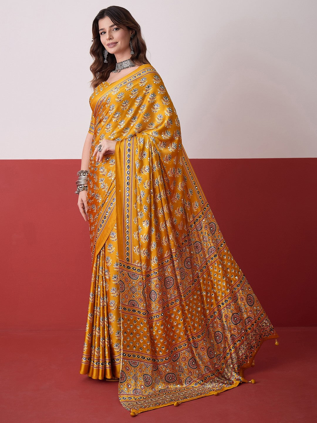 Peachmode Yellow Semi Modal Saree with Mirror Work - Image 4