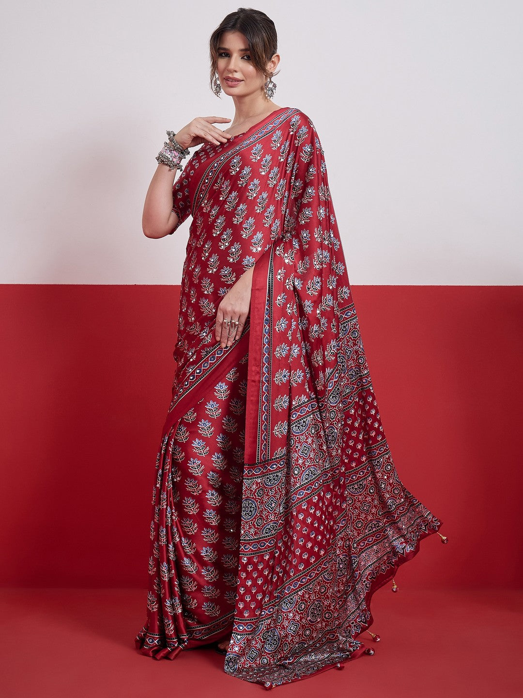 Peachmode Red Semi Modal Saree with Mirror Work - Image 4