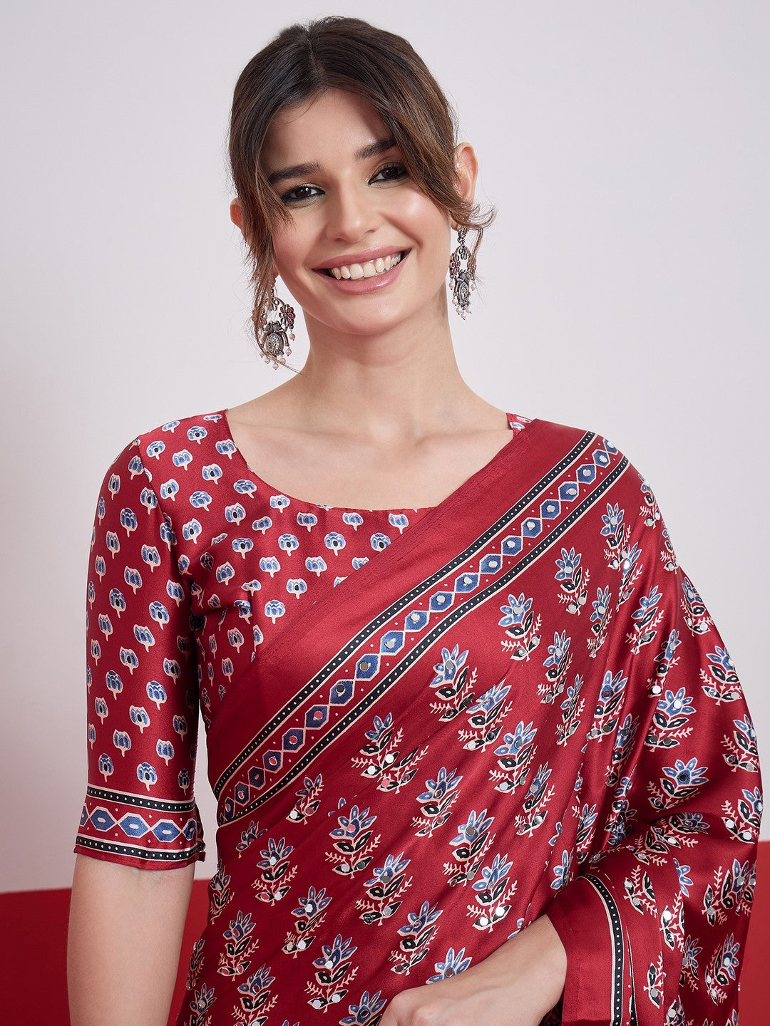 Peachmode Red Semi Modal Saree with Mirror Work - Image 7