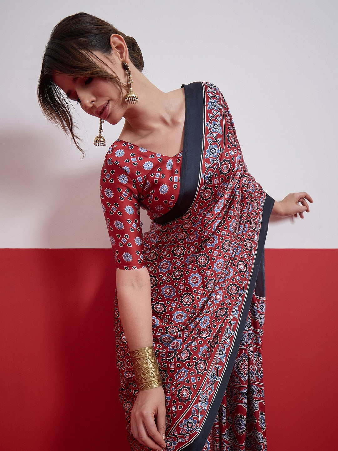 Peachmode Red Semi Modal Saree with Mirror Work - Image 7