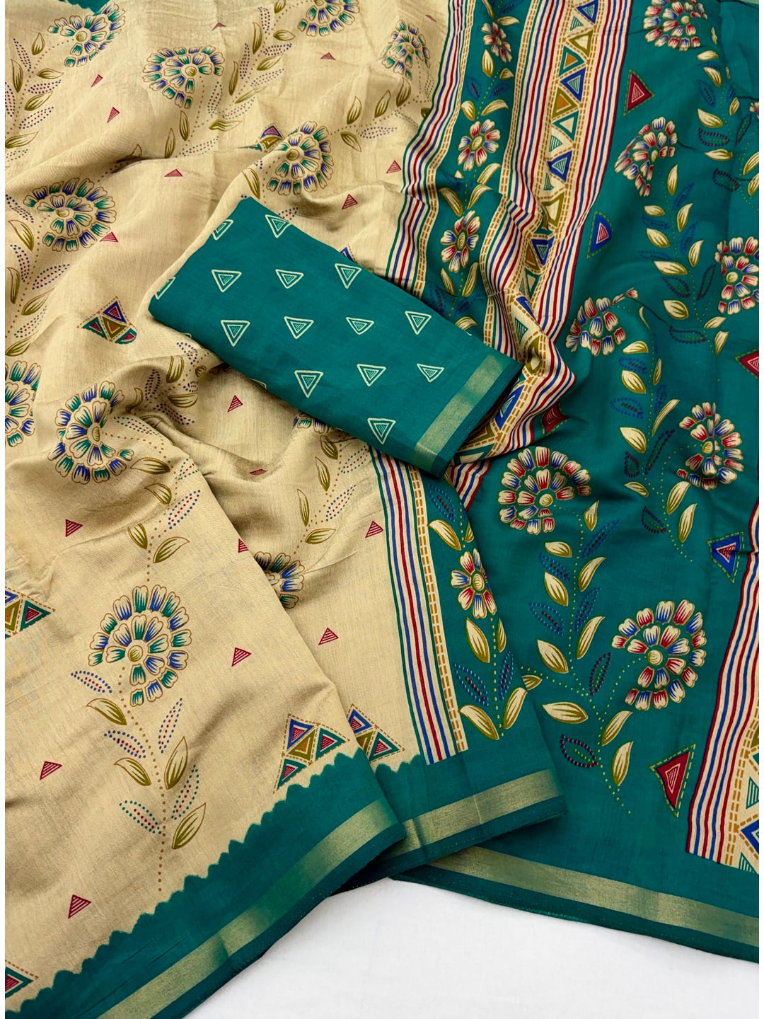 Peachmode Teal Cotton Blend Floral Printed Saree - Image 3