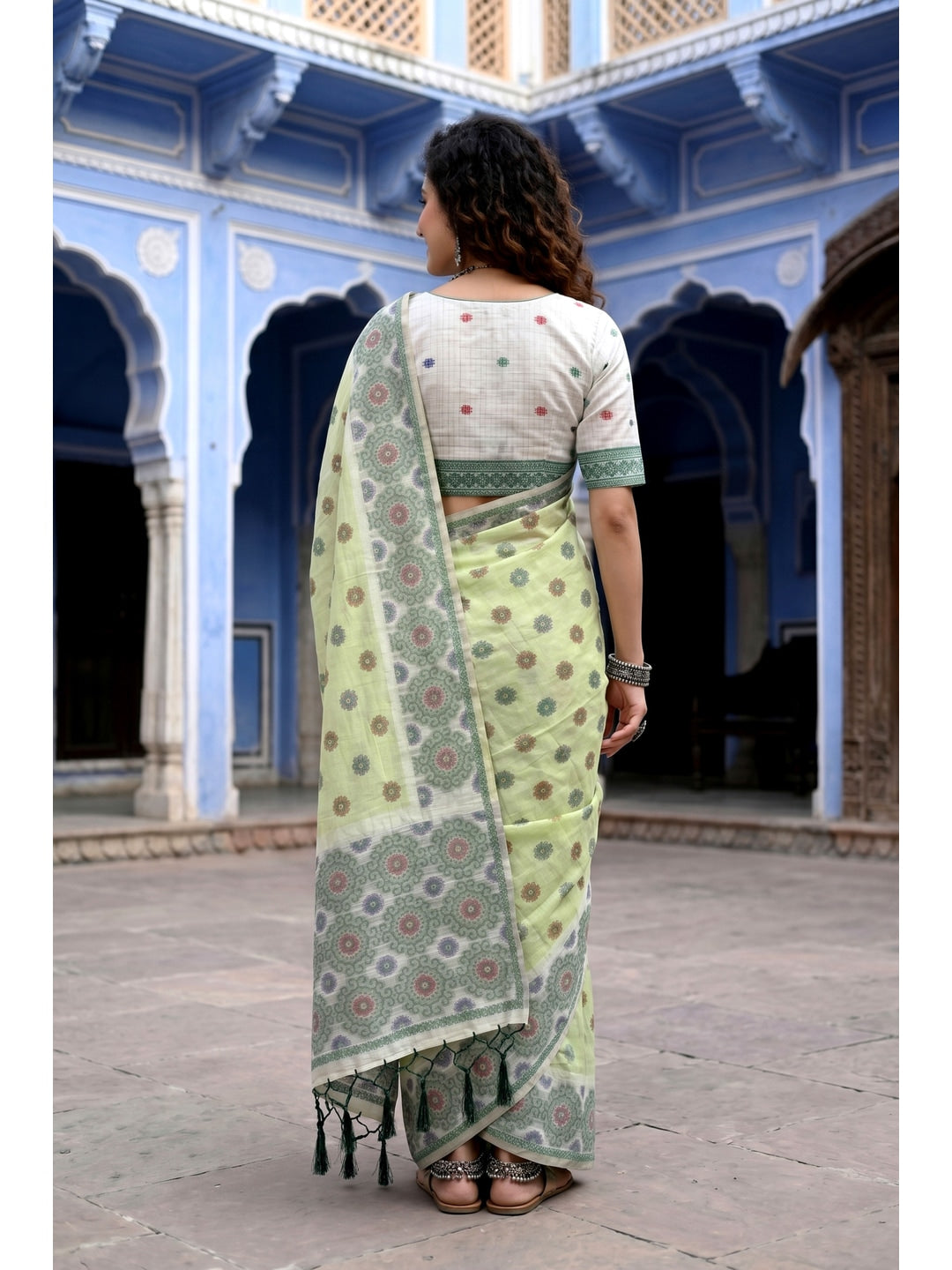 Peachmode Green Cotton Blend Aananya Saree - Image 4