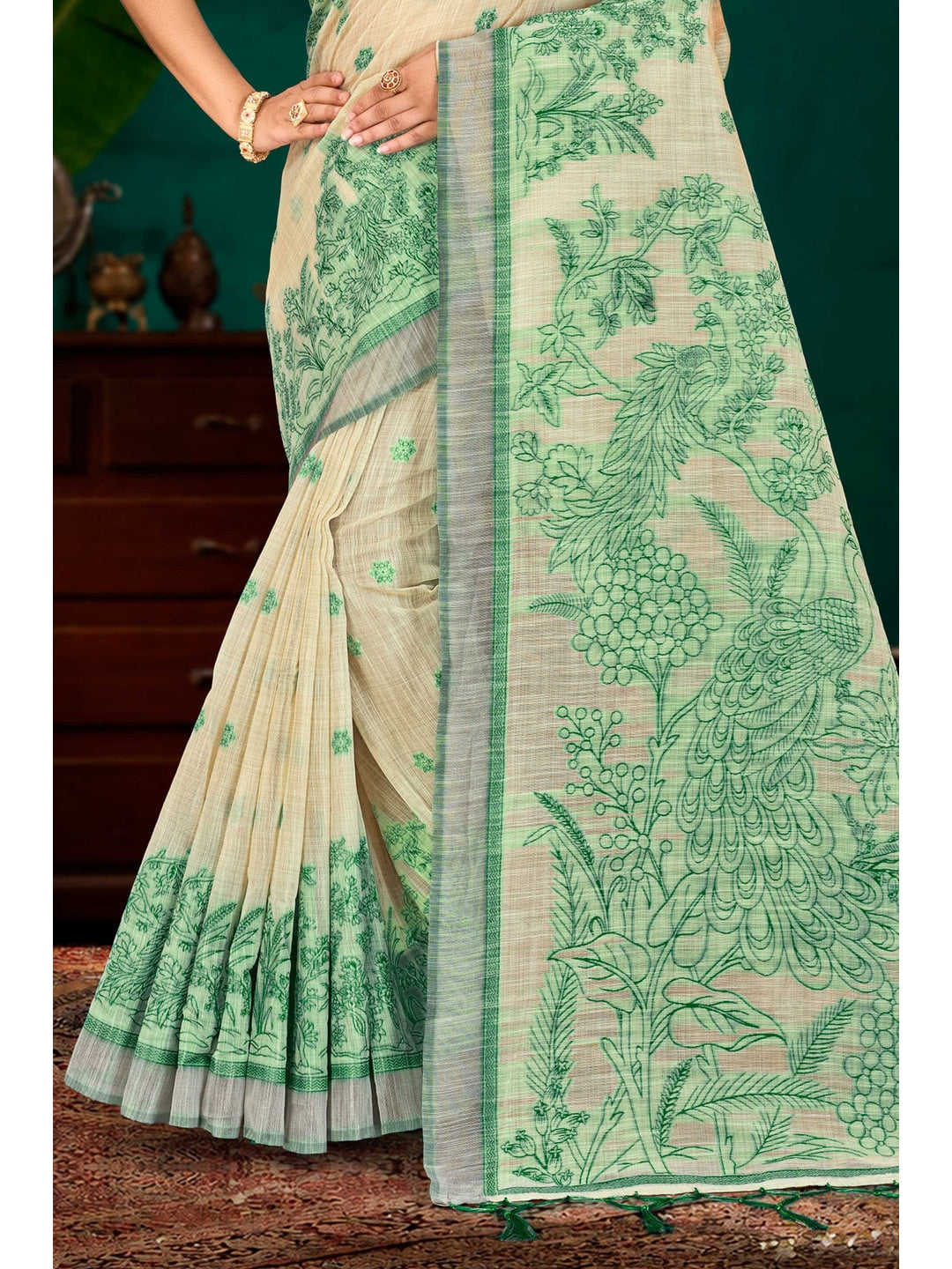 Peachmode Green Cotton Blend Aarika Cotton Saree - Image 3
