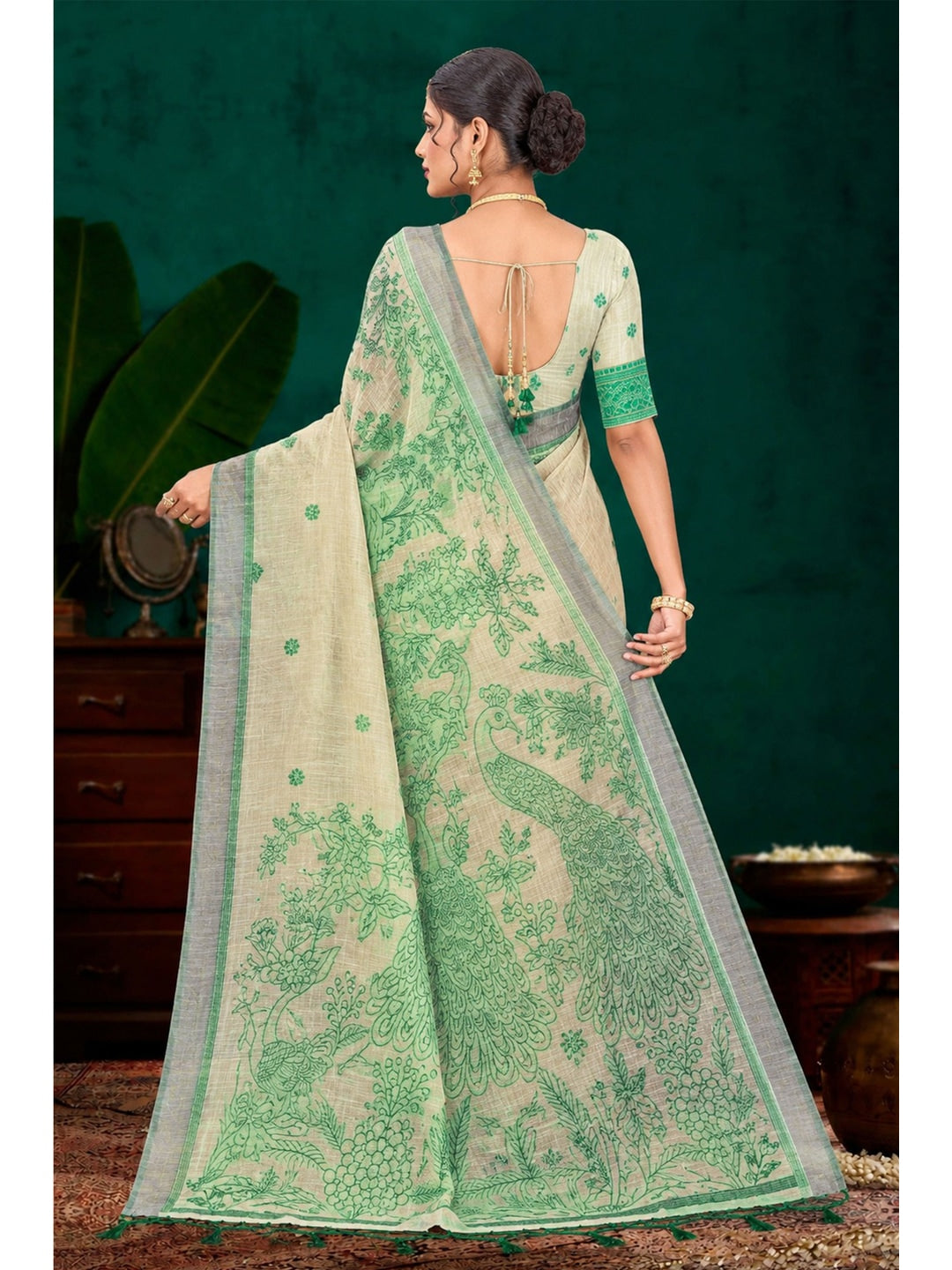 Peachmode Green Cotton Blend Aarika Cotton Saree - Image 4