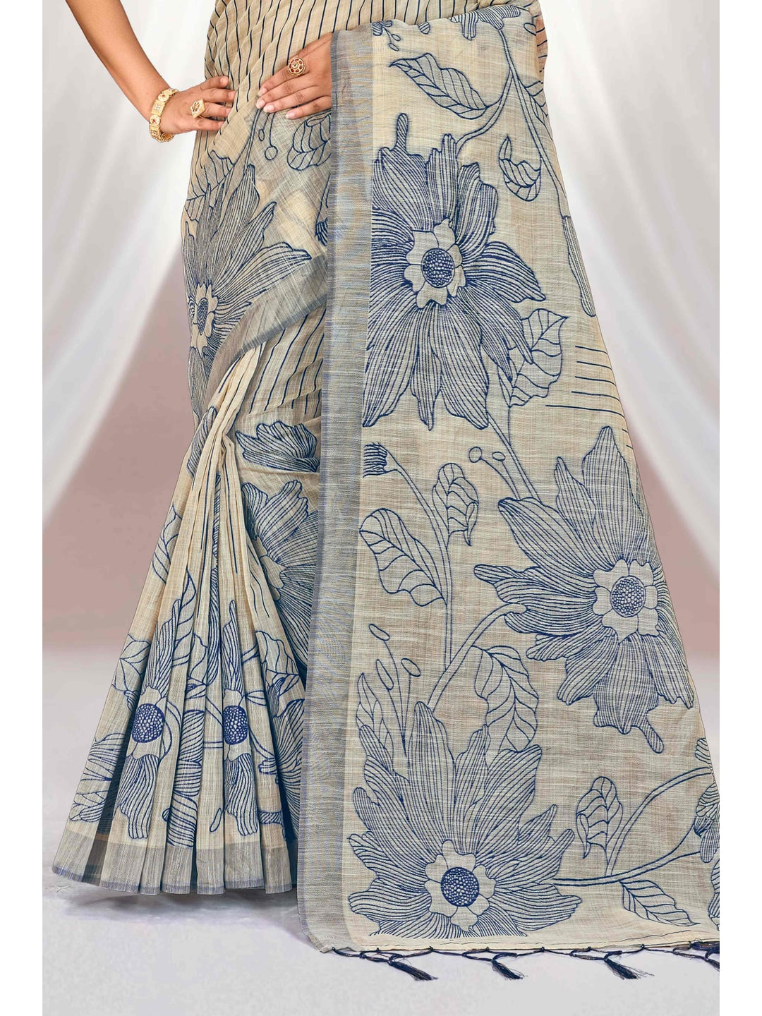 Peachmode Navy Blue Cotton Blend Aarika Cotton Saree - Image 3