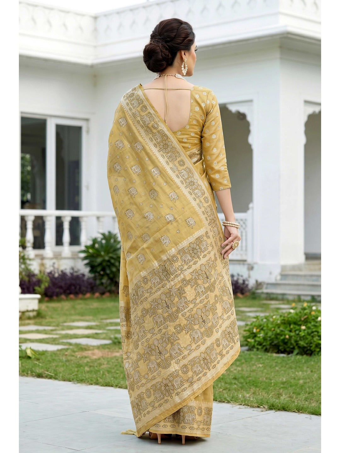 Peachmode Beige Cotton Blend Aarna Saree - Image 4