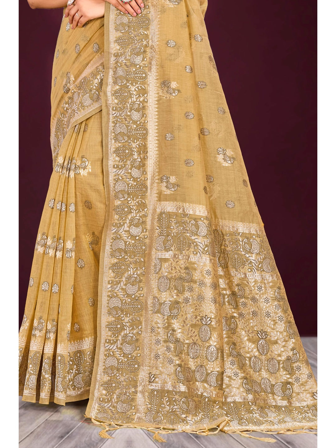 Peachmode Beige Cotton Blend Aarohi cotton Saree - Image 3