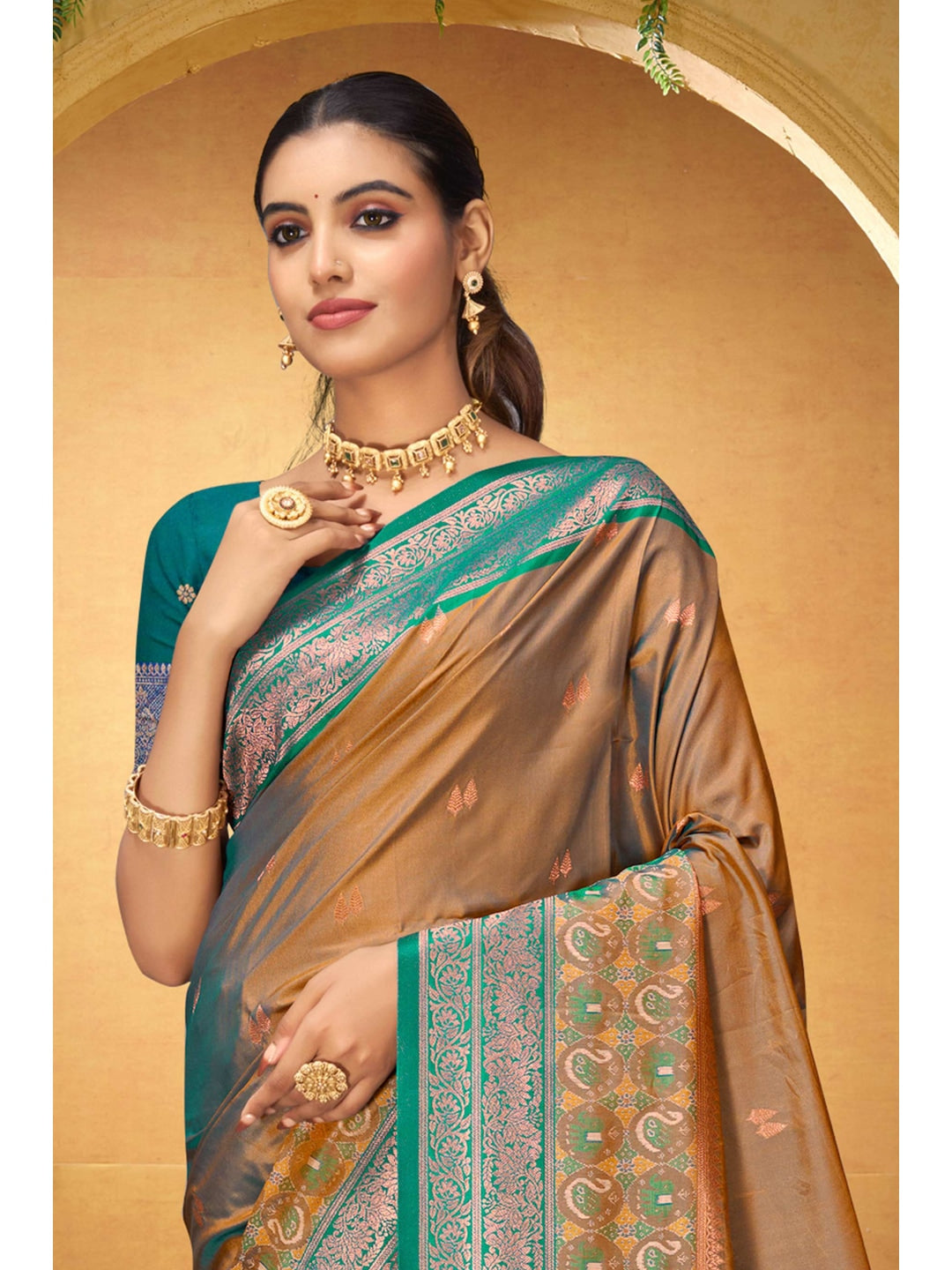 Peachmode Bronze Gold Silk Blend Adiksha SIlk Saree - Image 3