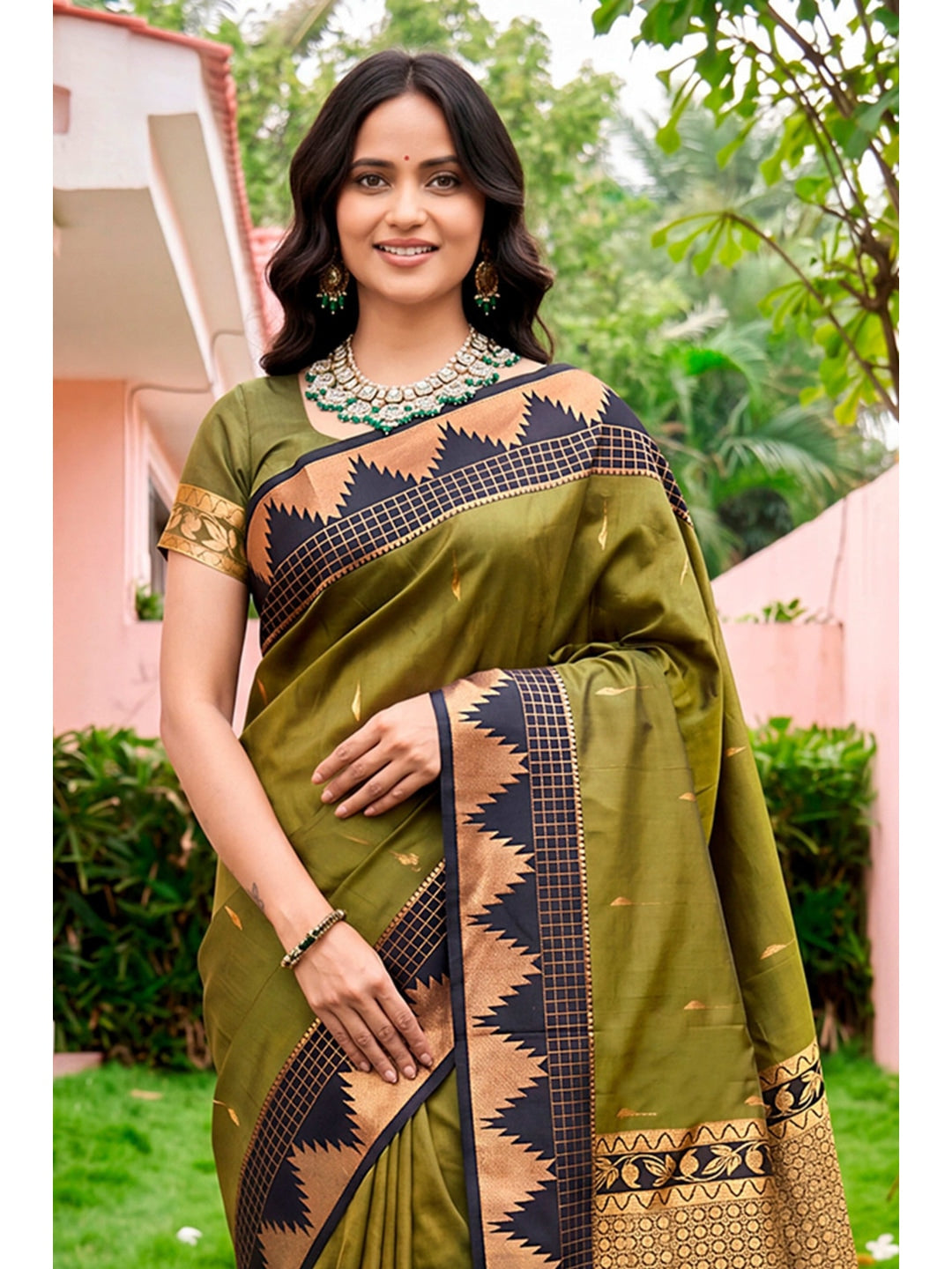 Peachmode Green Silk Blend Lichi Saree - Image 3