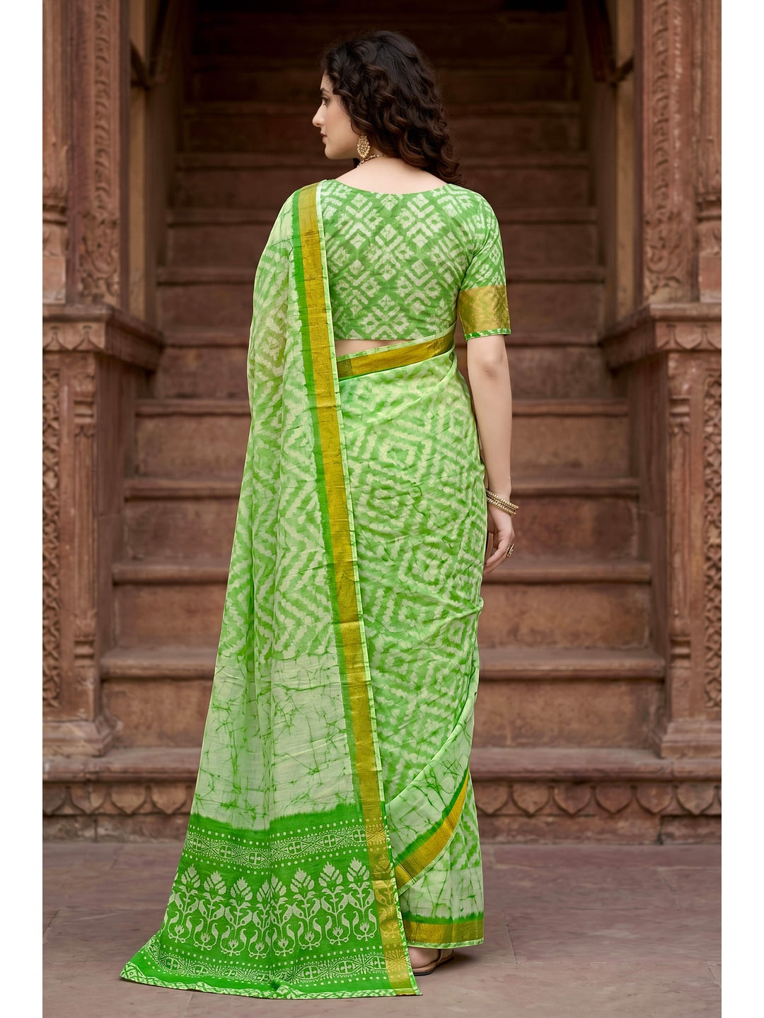 Peachmode Green Georgette Saree - Image 3