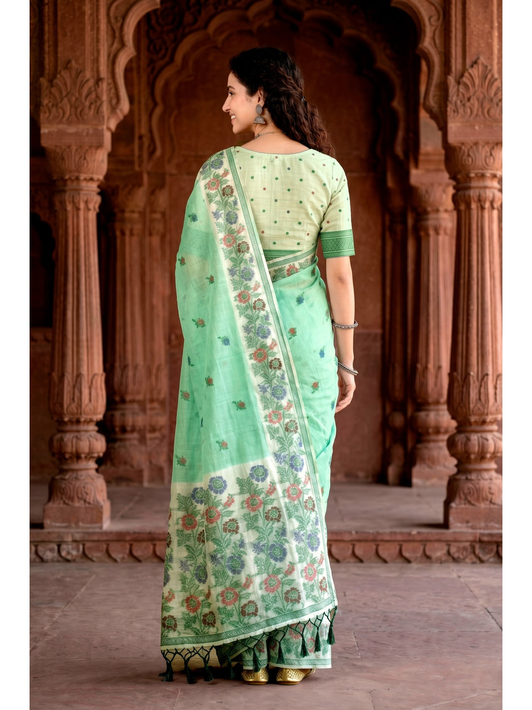 Peachmode Green Cotton Blend Vasundhara Saree - Image 4
