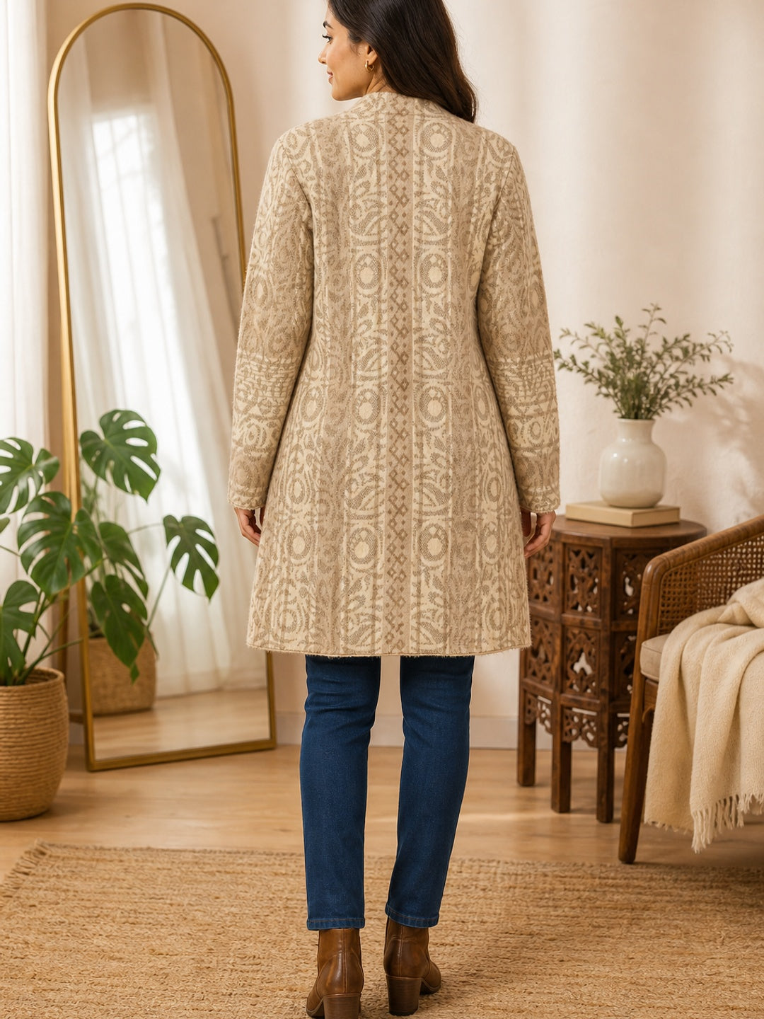 Cozy Light Brown Woven Wool Cardigan Designed for Comfortable Winter Layering - Image 4