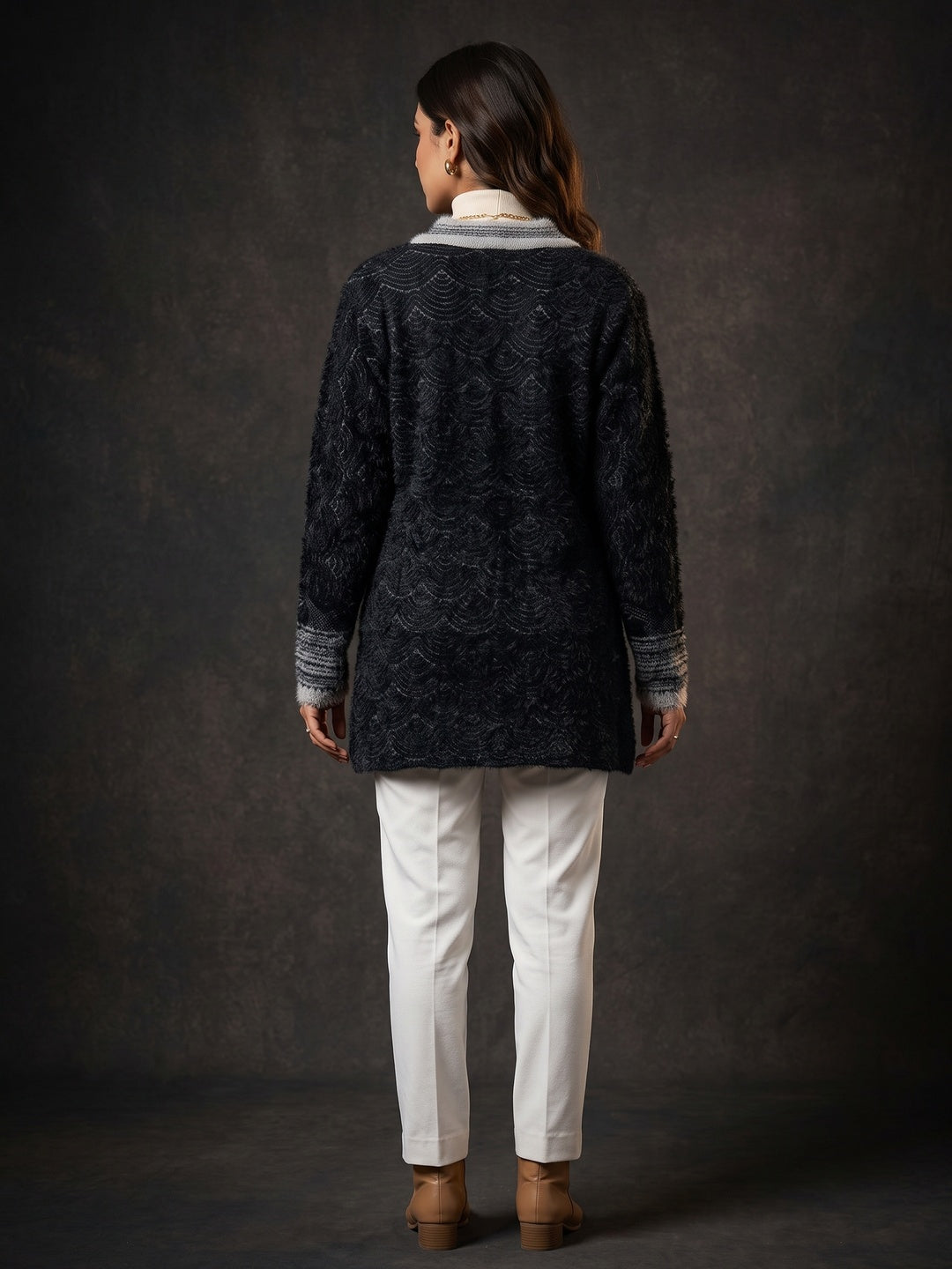 Elegant Black Woven Woolen Cardigan with Straight Cut Design for Winter Layering - Image 4