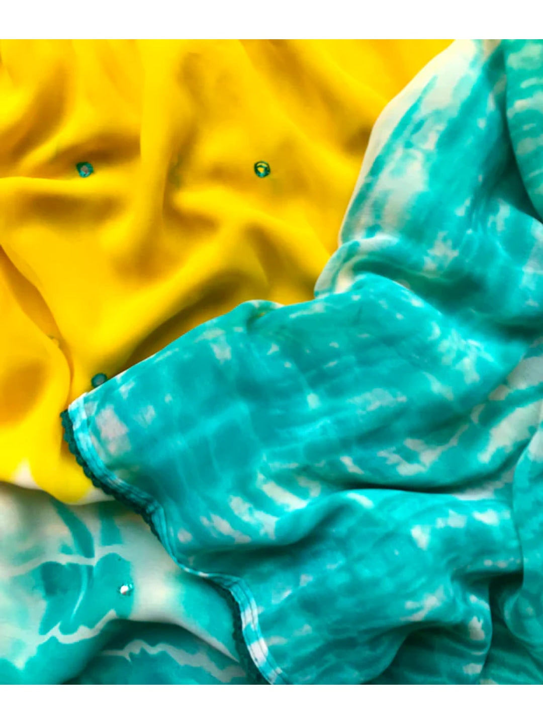 Peachmode Yellow Georgette Printed Saree with Mirror Work - Image 4