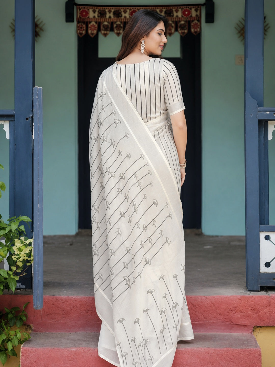 Peachmode White Linen Black Striped Printed Saree - Image 3