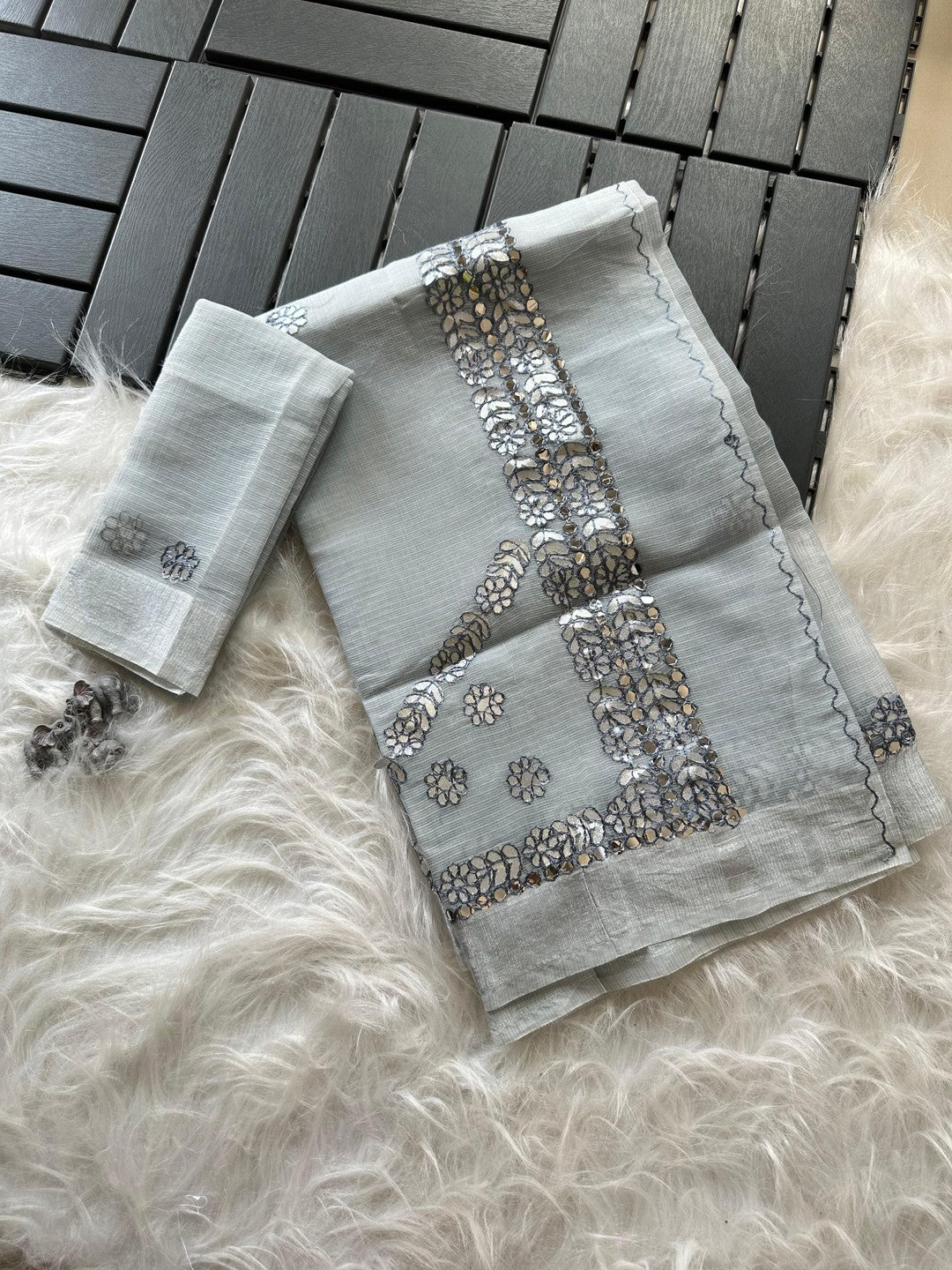 Peachmode Grey Kota Doriya Gota Patti Saree - Image 2