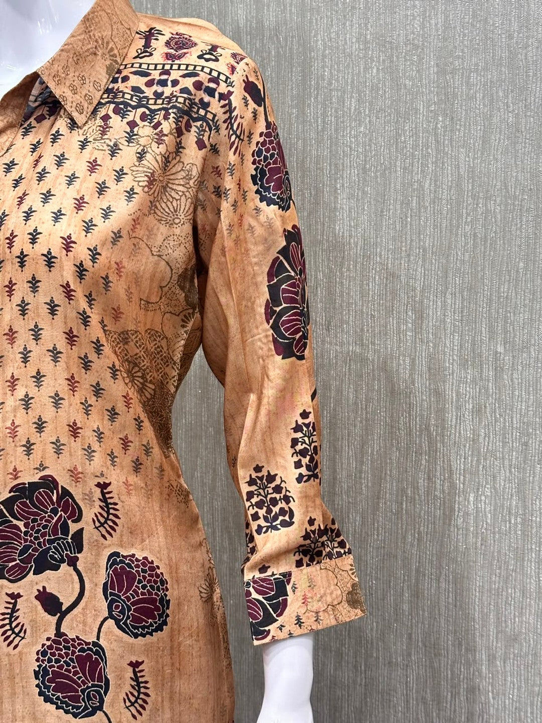 Top ( Shirt) - Image 2