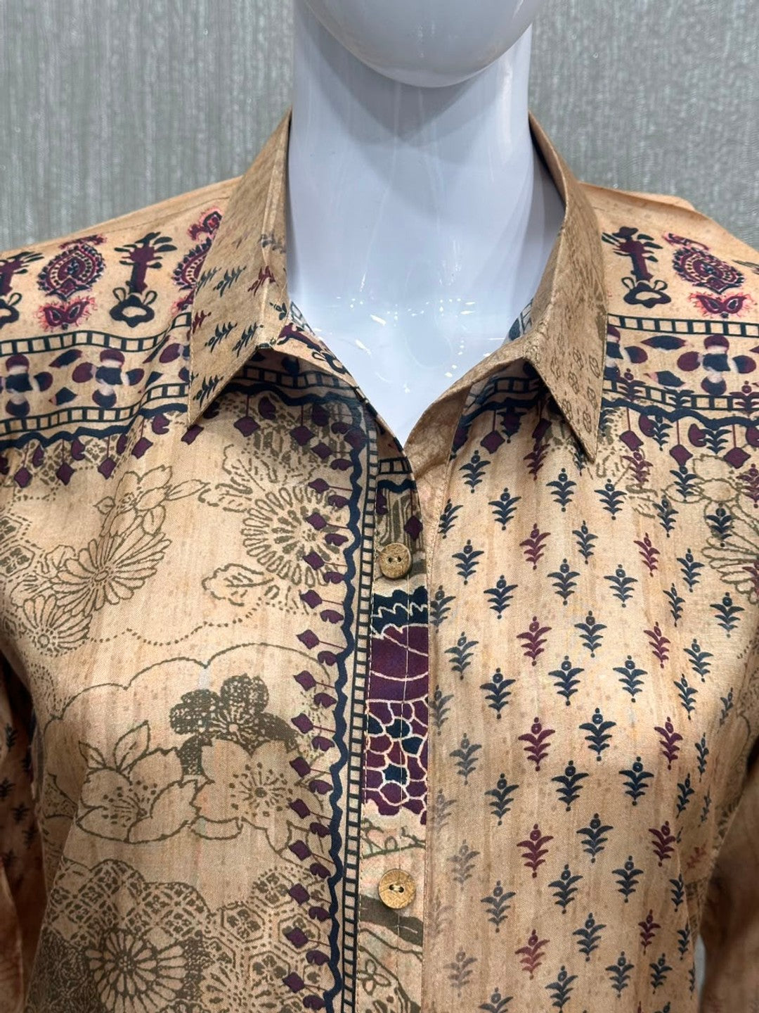 Top ( Shirt) - Image 3