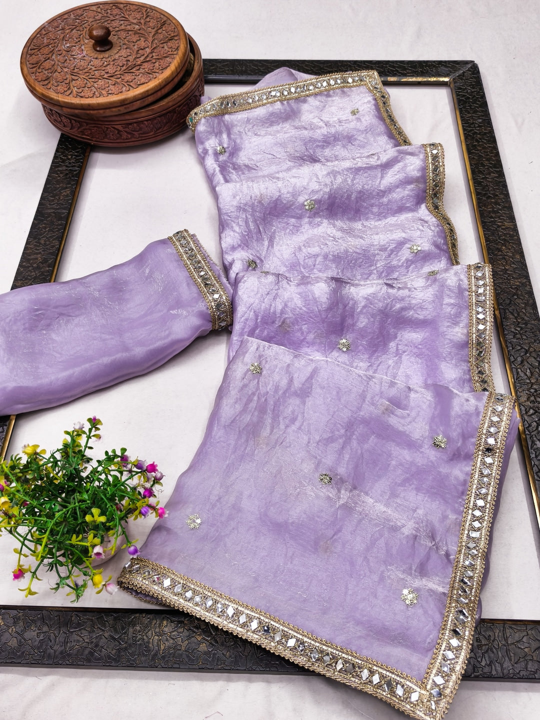Peachmode Lavender Satin Saree - Image 3