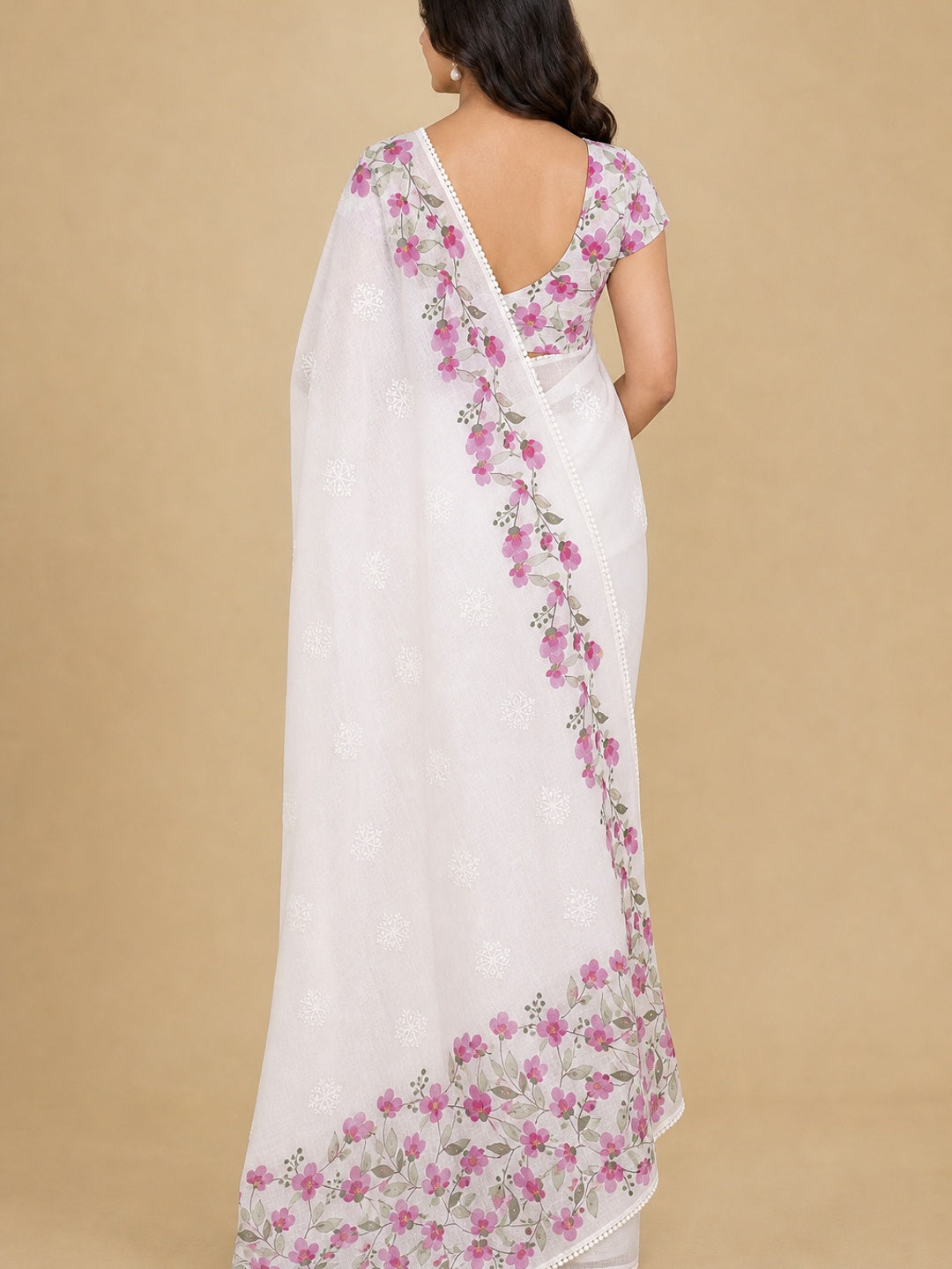 Elegant White Floral Printed Kota Doria Saree with Embroidered Detailing - Image 2