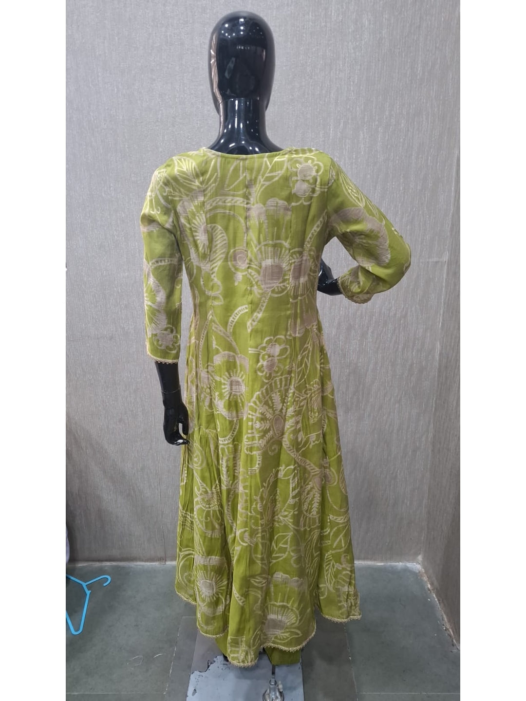 Pista Green Chanderi Silk Embroidered Salwar Suit Set - Image 4