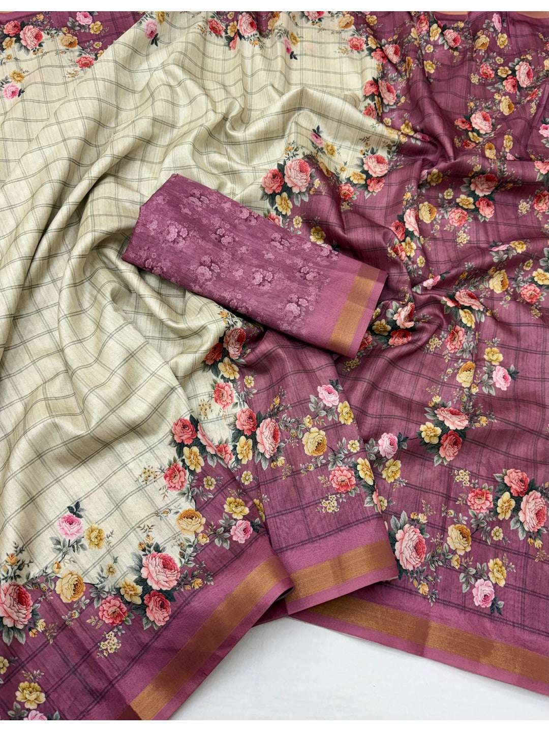 Peachmode Mauve Floral Printed Cotton Silk Saree - Image 2
