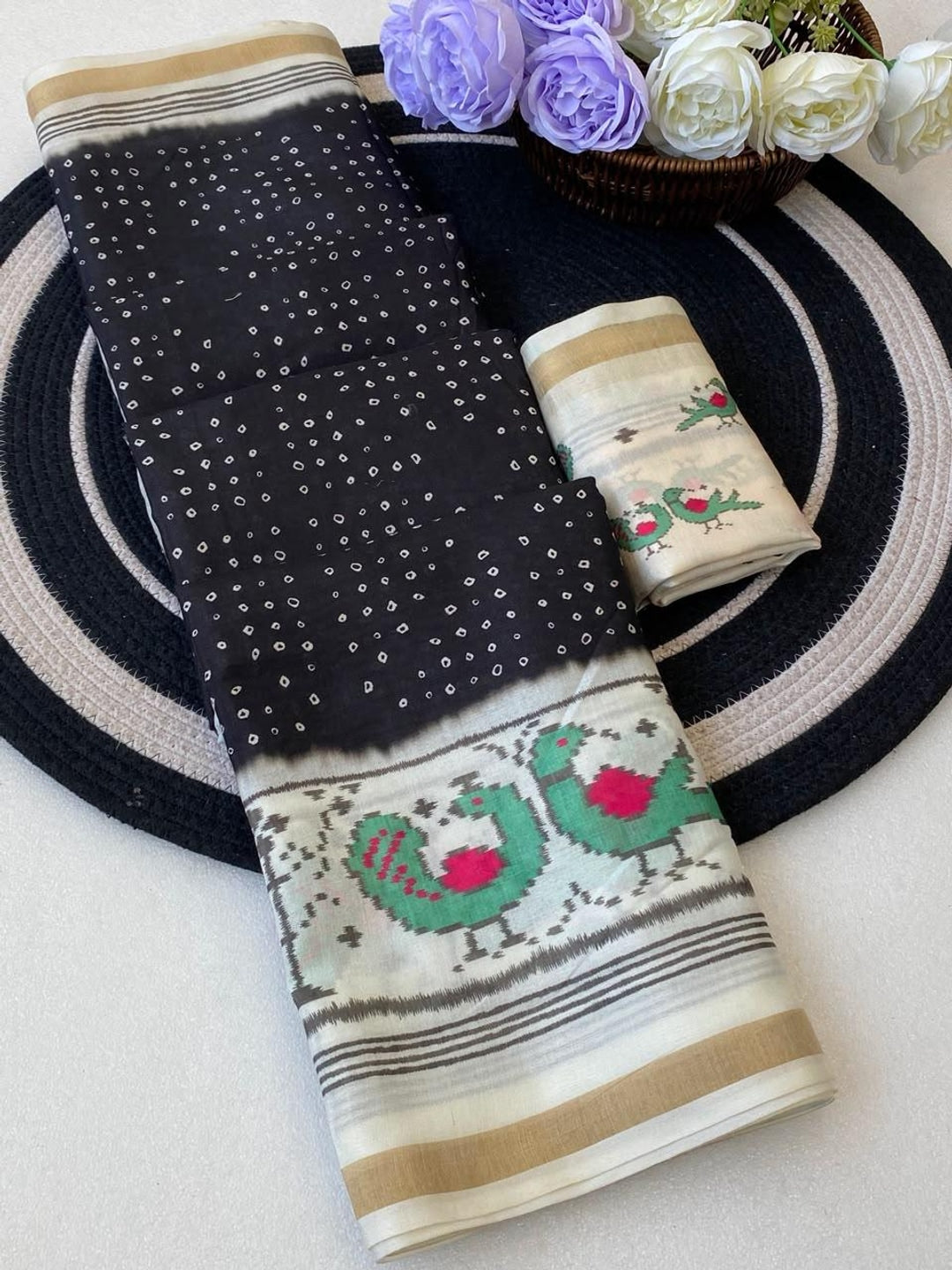 Peachmode Black Ikkat Bandhni Mulmul Cotton Saree - Image 3