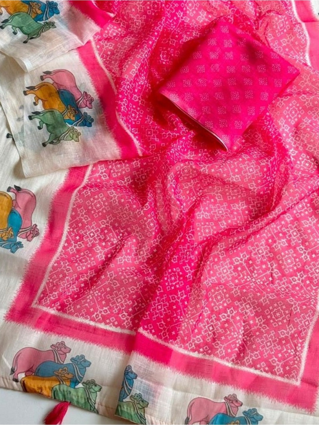 Peachmode Pink Pichwai Printed Linen Saree - Image 5