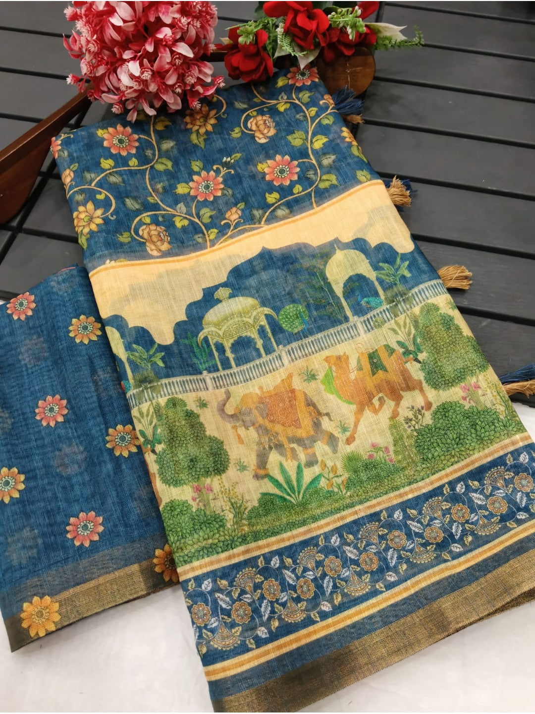 Peachmode Blue Floral Printed Linen Saree - Image 4