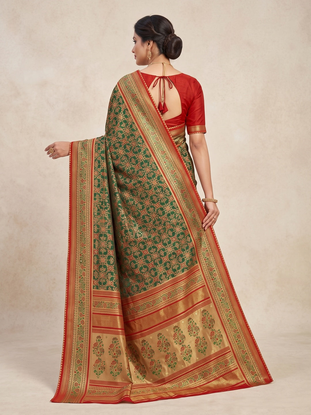 Peachmode Green Pure Silk Saree with Digital Print - Image 3