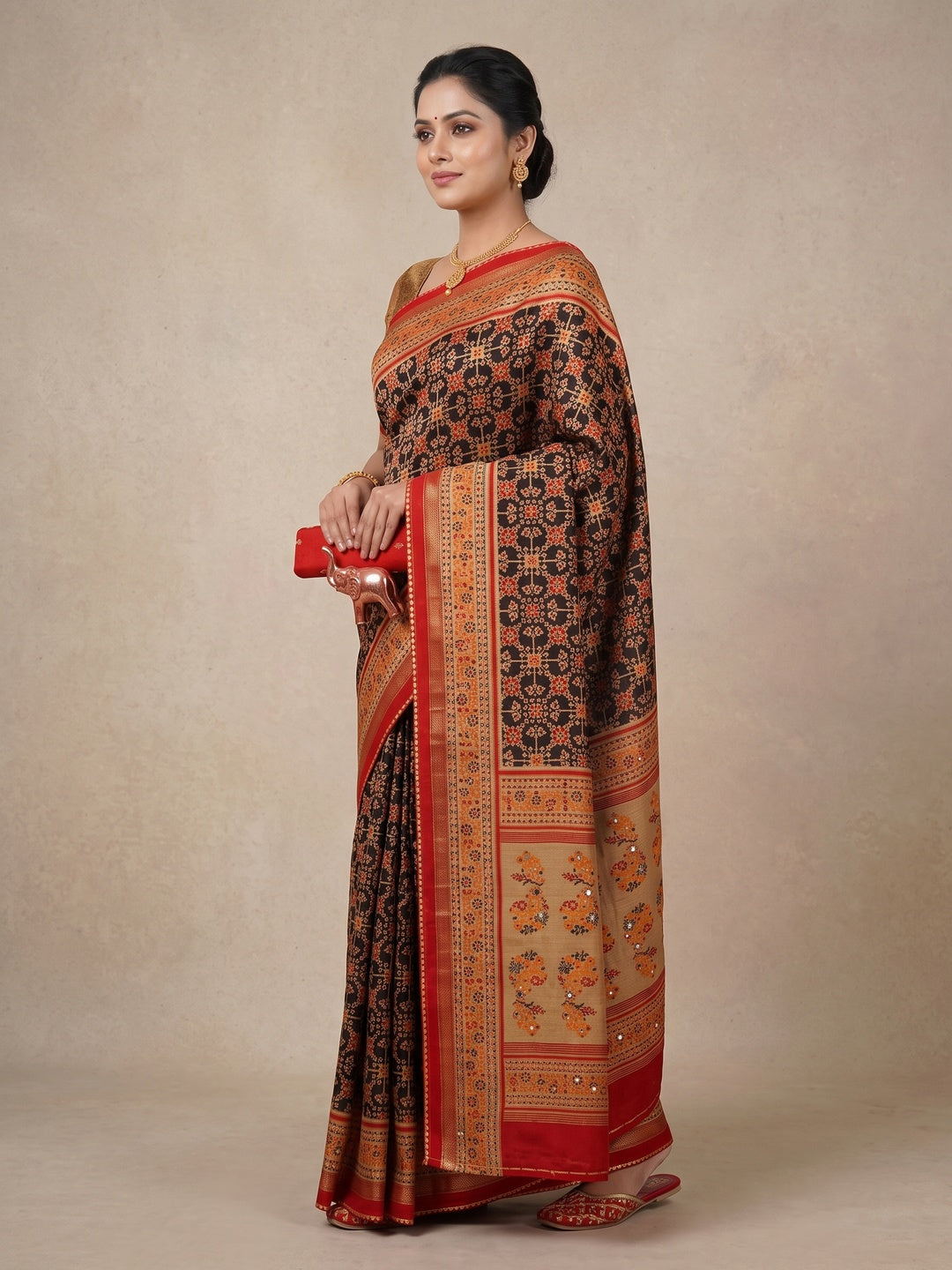 Peachmode Brown Pure Silk Saree with Digital Print - Image 5