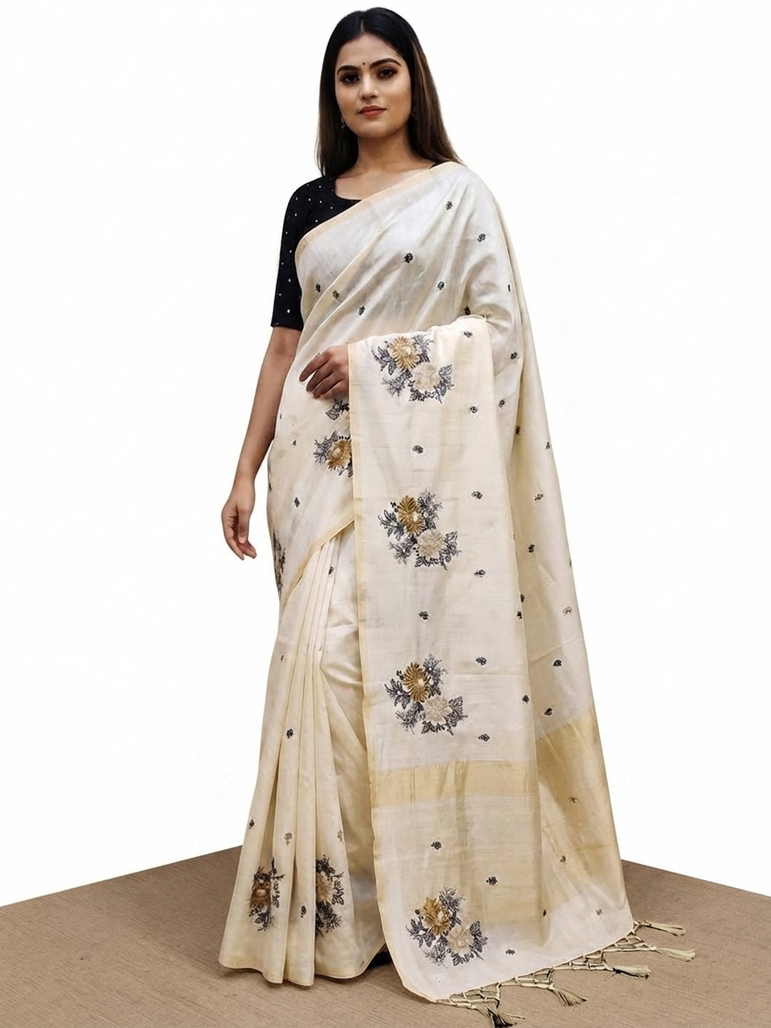 Offwhite Casual Wear Floral Embroidered Silk Saree - Image 5