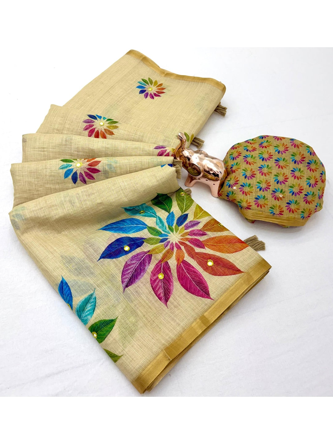 Peachmode Beige Kalamkari Print Linen Cotton Saree - Image 3