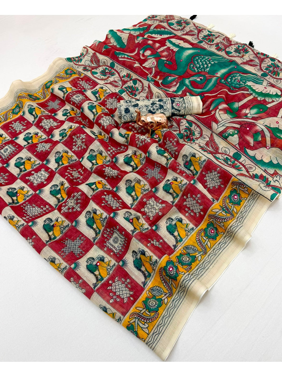 Peachmode Red Kalamkari Print Linen Cotton Saree - Image 3