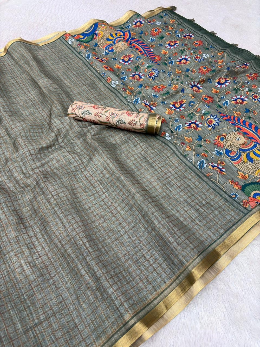 Peachmode Grey Digital Printed Linen Cotton Saree - Image 5