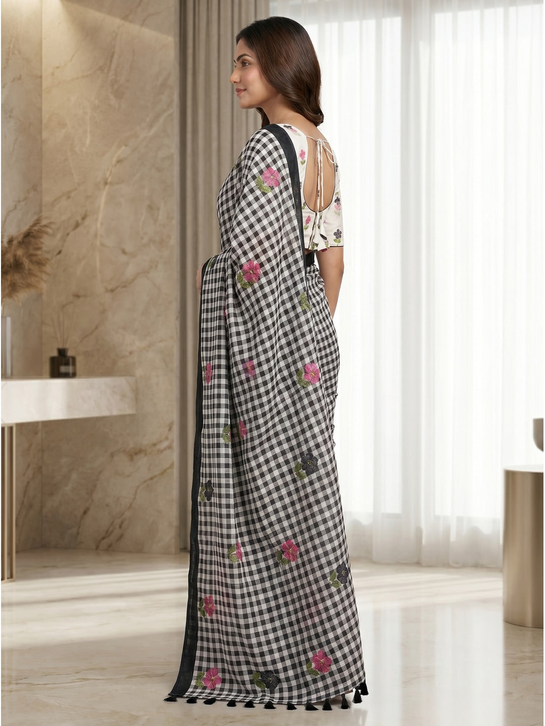 Peachmode Black Checked Floral Linen Cotton Saree - Image 3